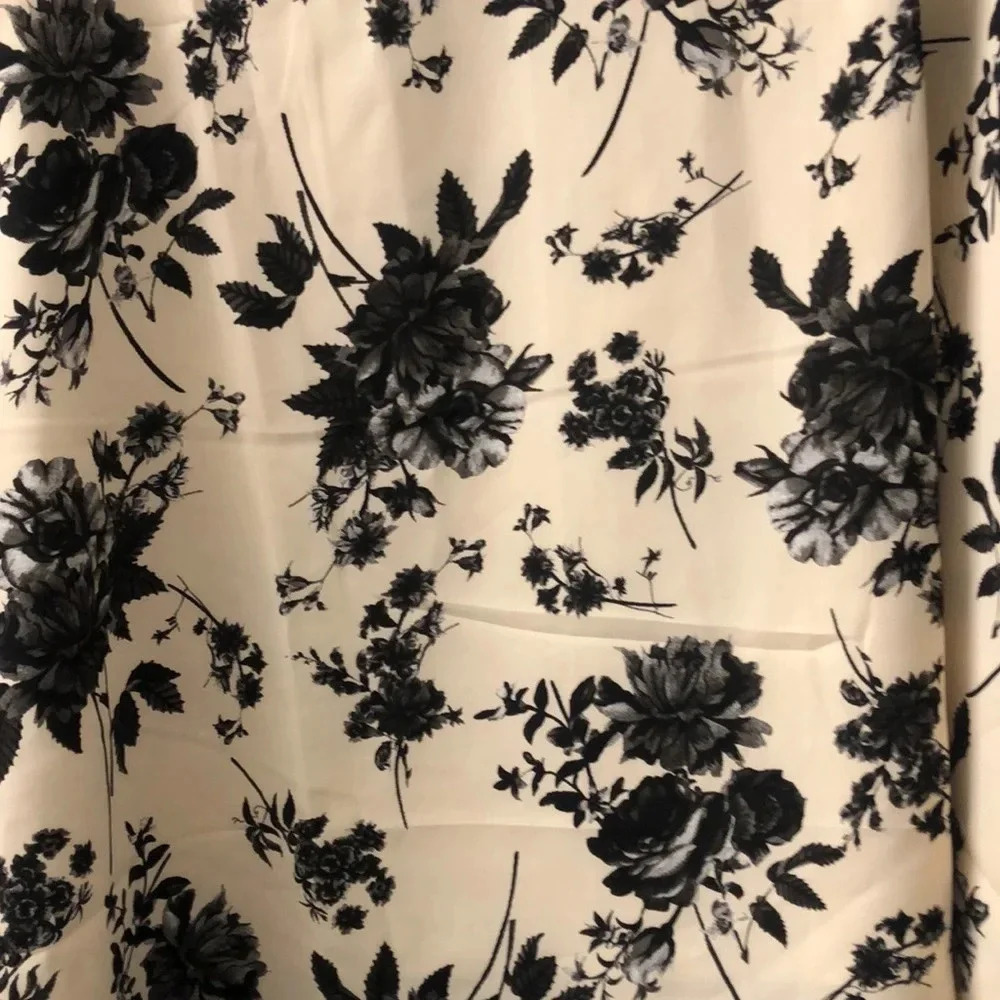 Amazon Blouse - Picture 2 of 4